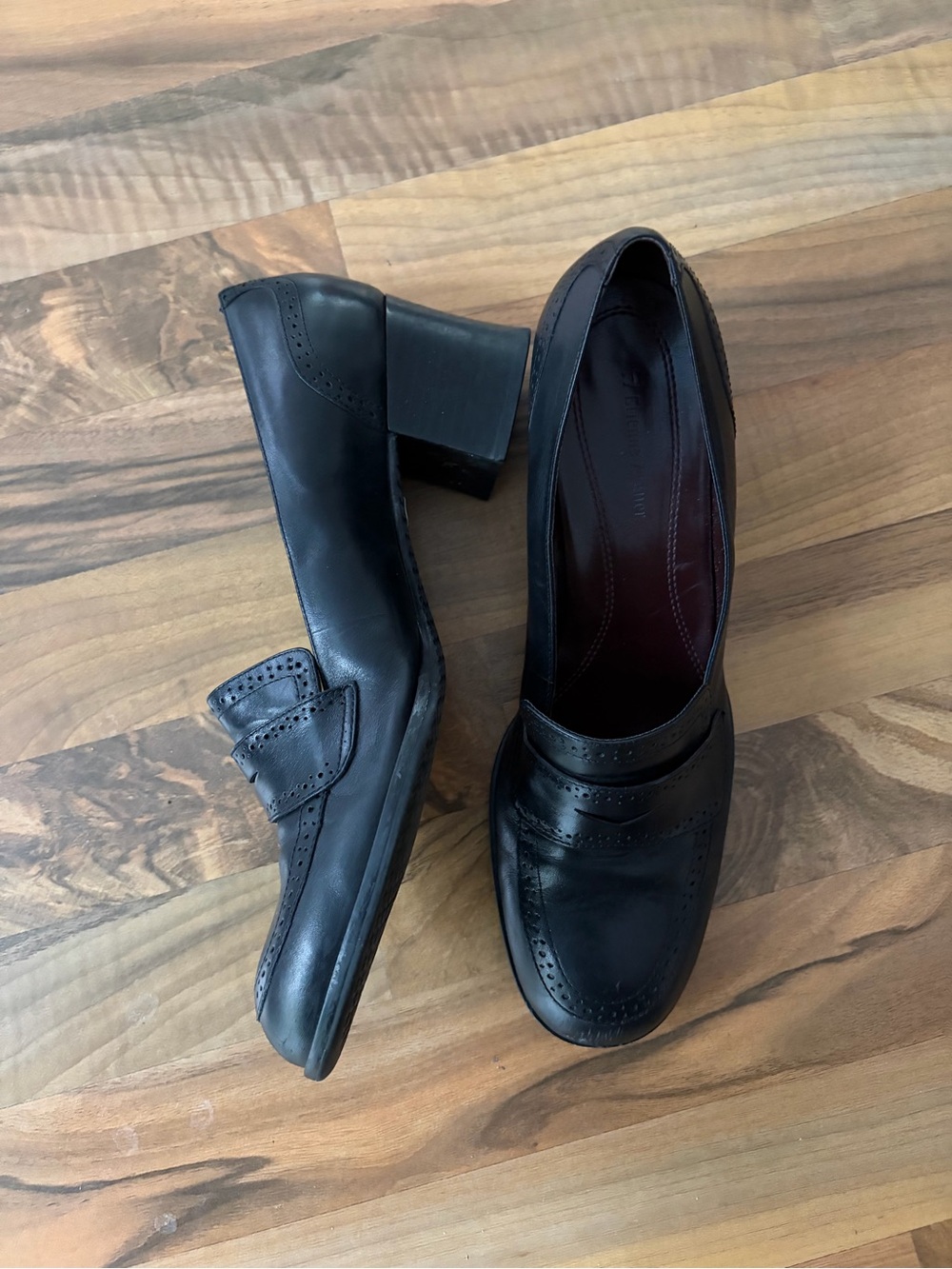 Etienne Aigner Black Leather Penny Loafer Heels 9.5 Chunky Block Office 90s Y2K